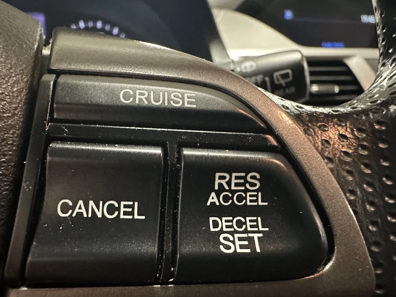 2016 Honda Odyssey SE Main Image