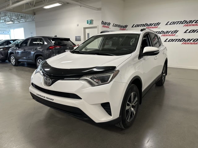 Toyota RAV4 LE 2018