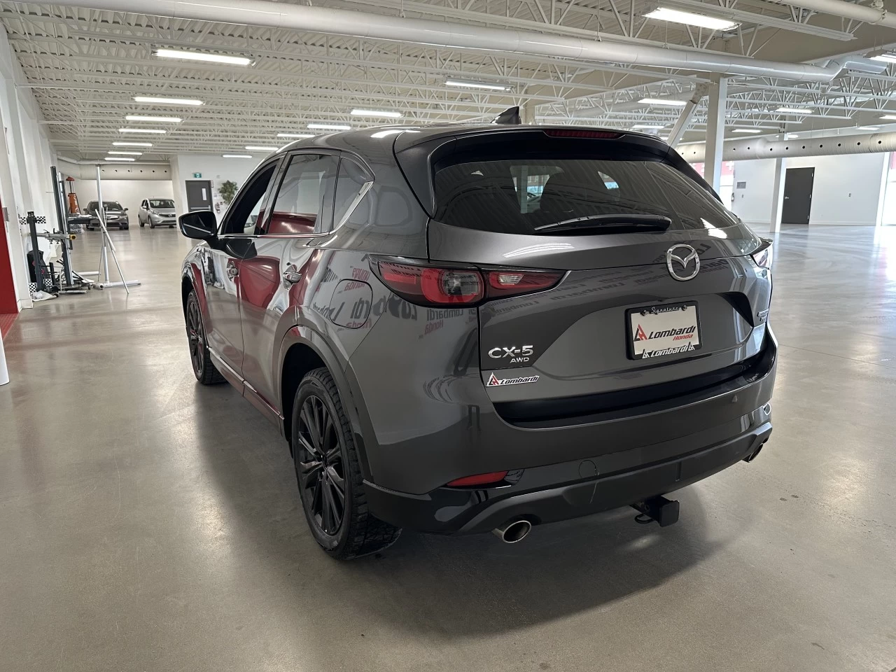 2022 Mazda CX-5
                                                    Sport Design w/Turbo Main Image