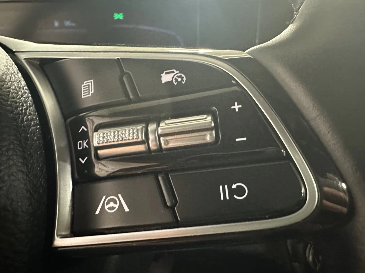 2024 Kia Seltos EX Main Image