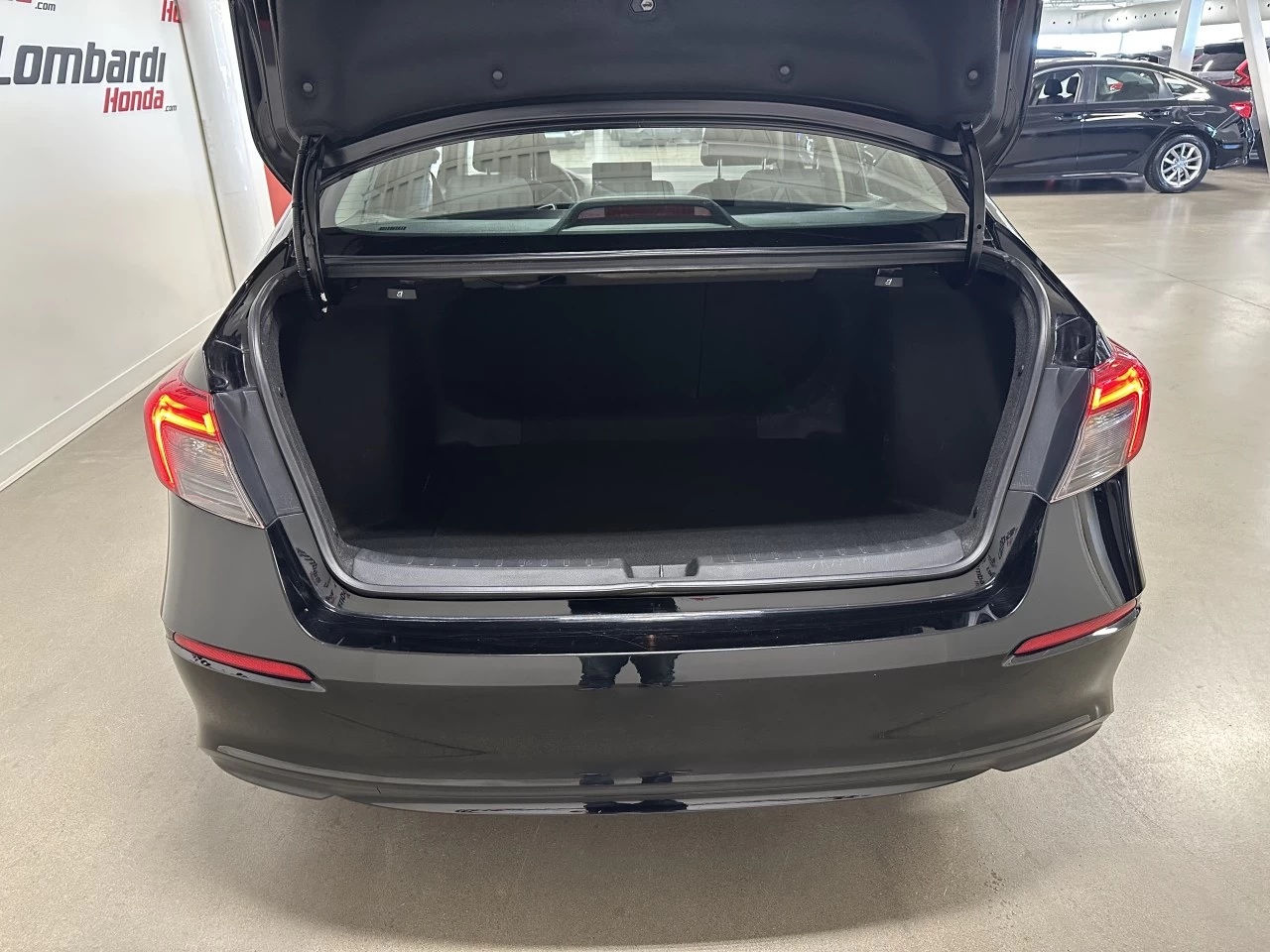 2023 Honda Civic LX Main Image