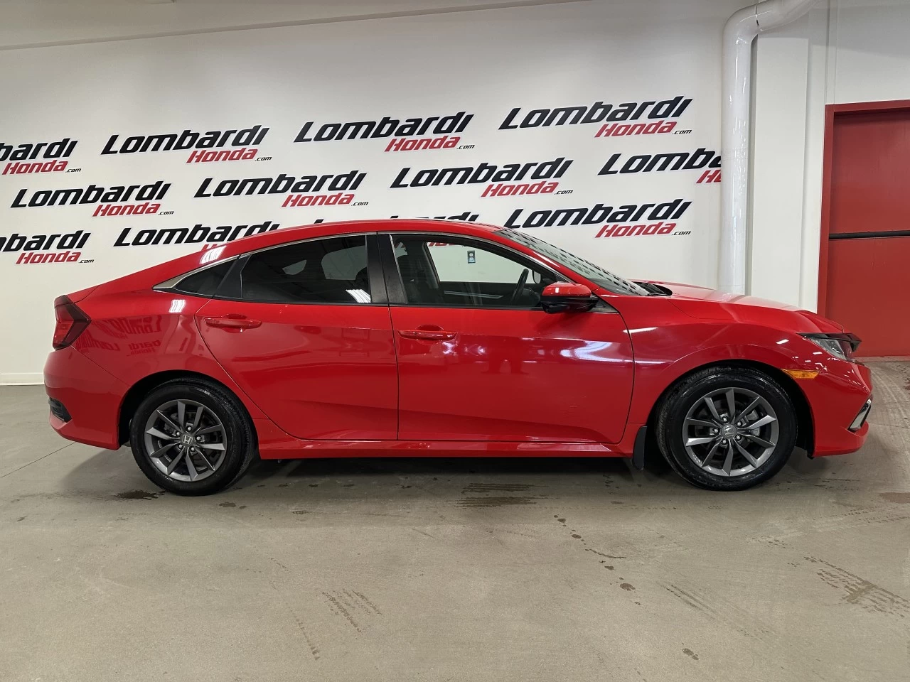 2021 Honda Civic EX Main Image