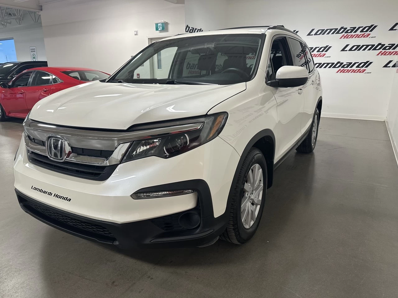 2019 Honda Pilot LX Main Image