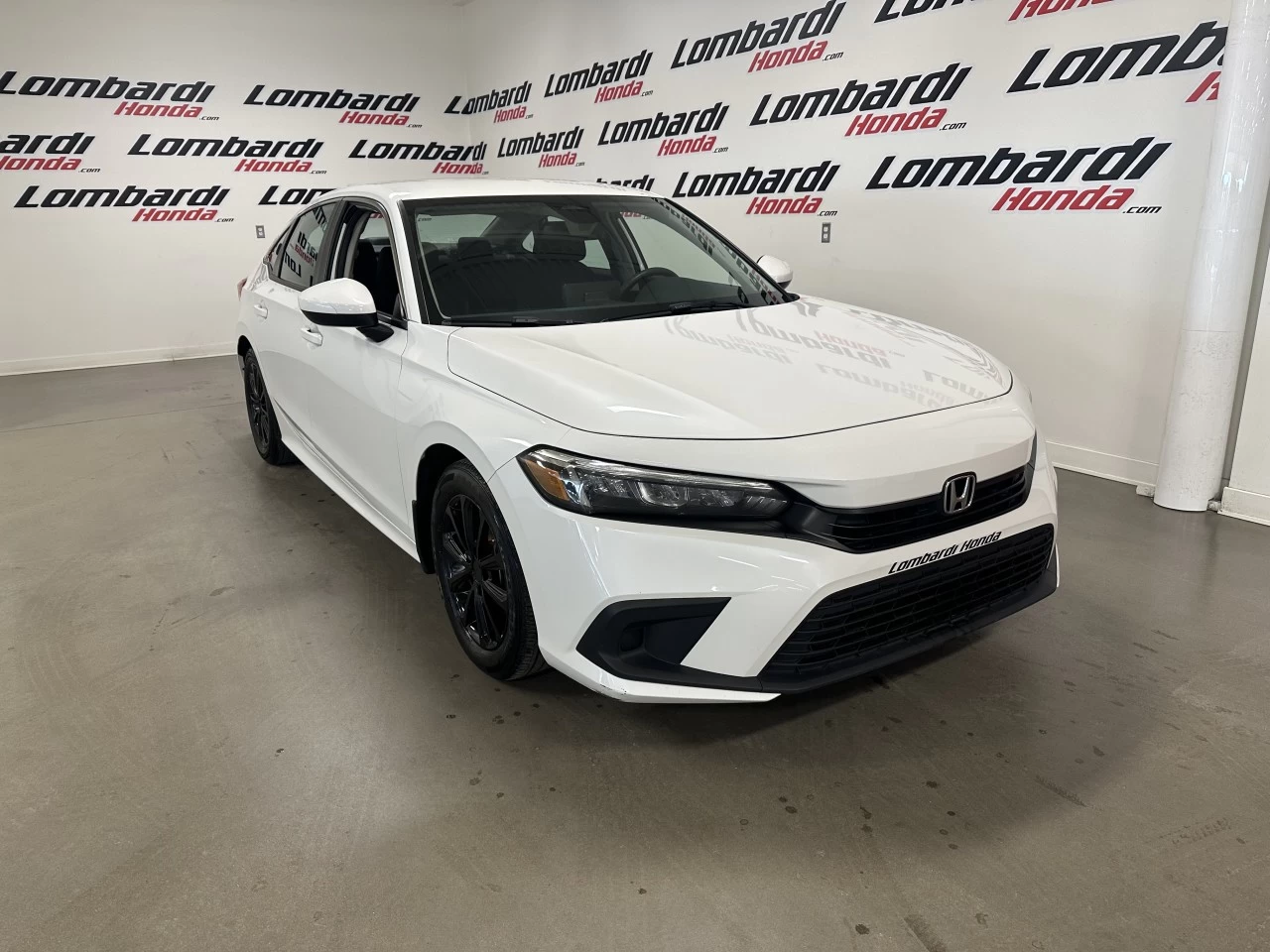 2022 Honda Civic LX https://www.lombardihonda.com/resize/b990ff35b810a3abc0cc817b2ca24889-1