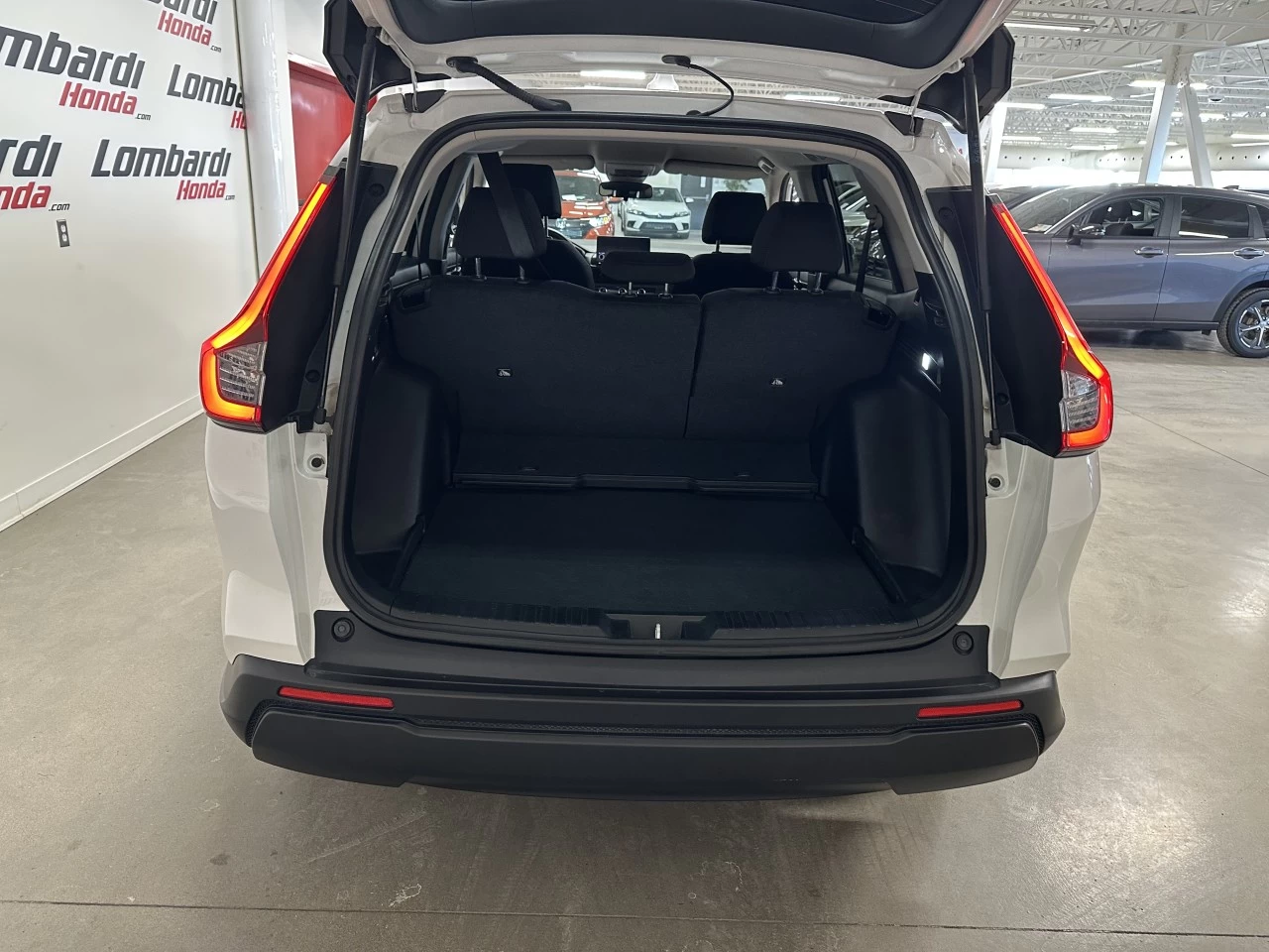 2023 Honda CR-V LX Image principale