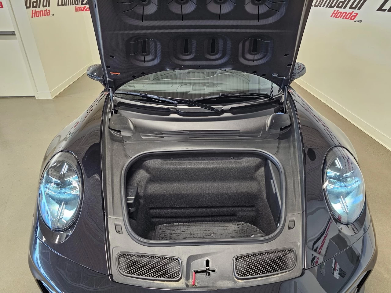 2026 Porsche 911 GT3 Main Image