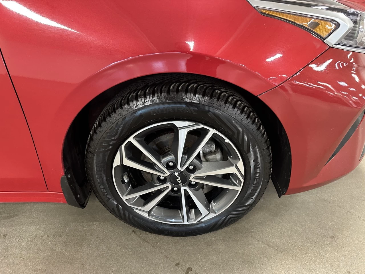 2023 Kia Forte EX Main Image