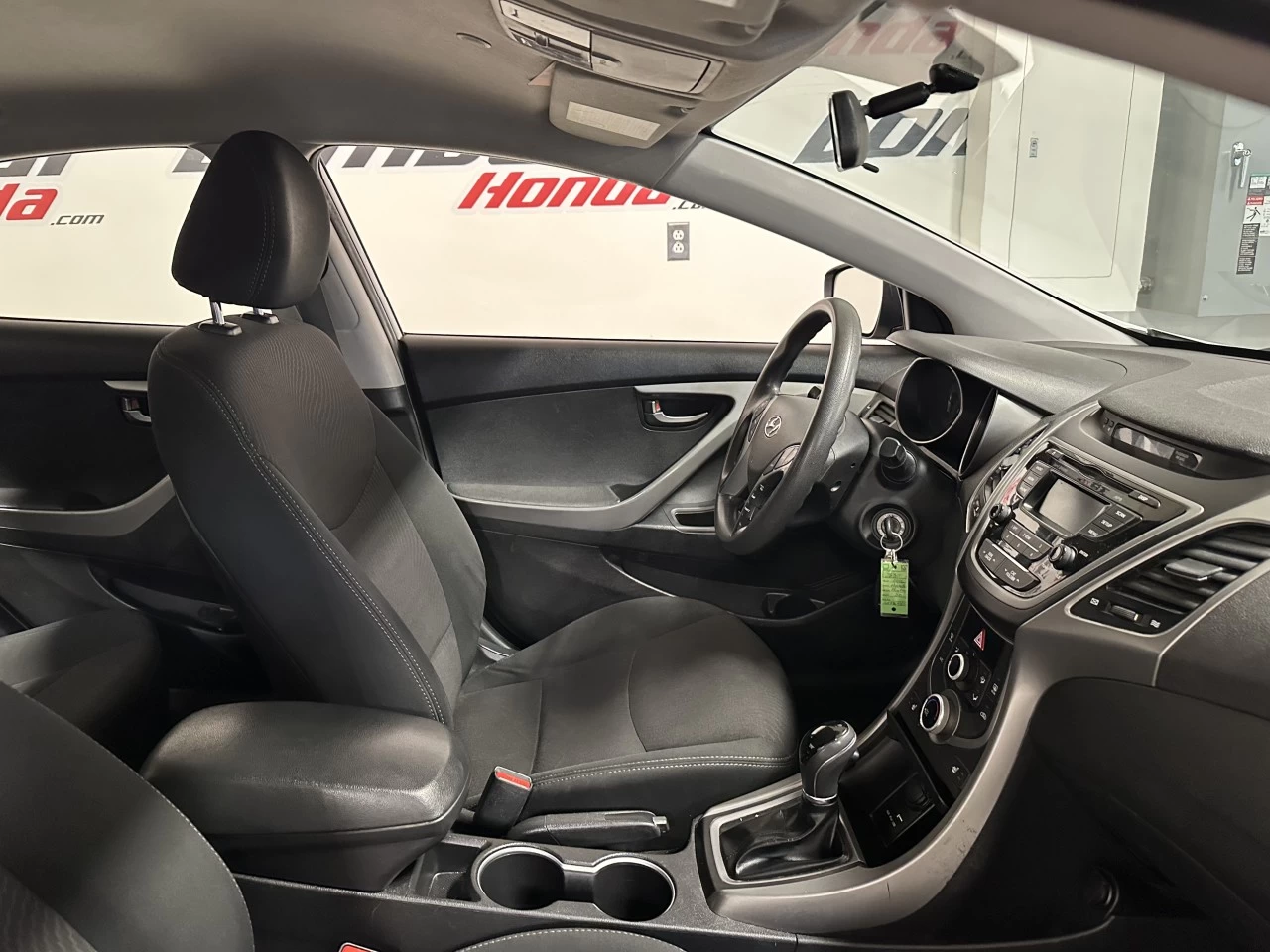 2016 Hyundai Elantra GL Main Image