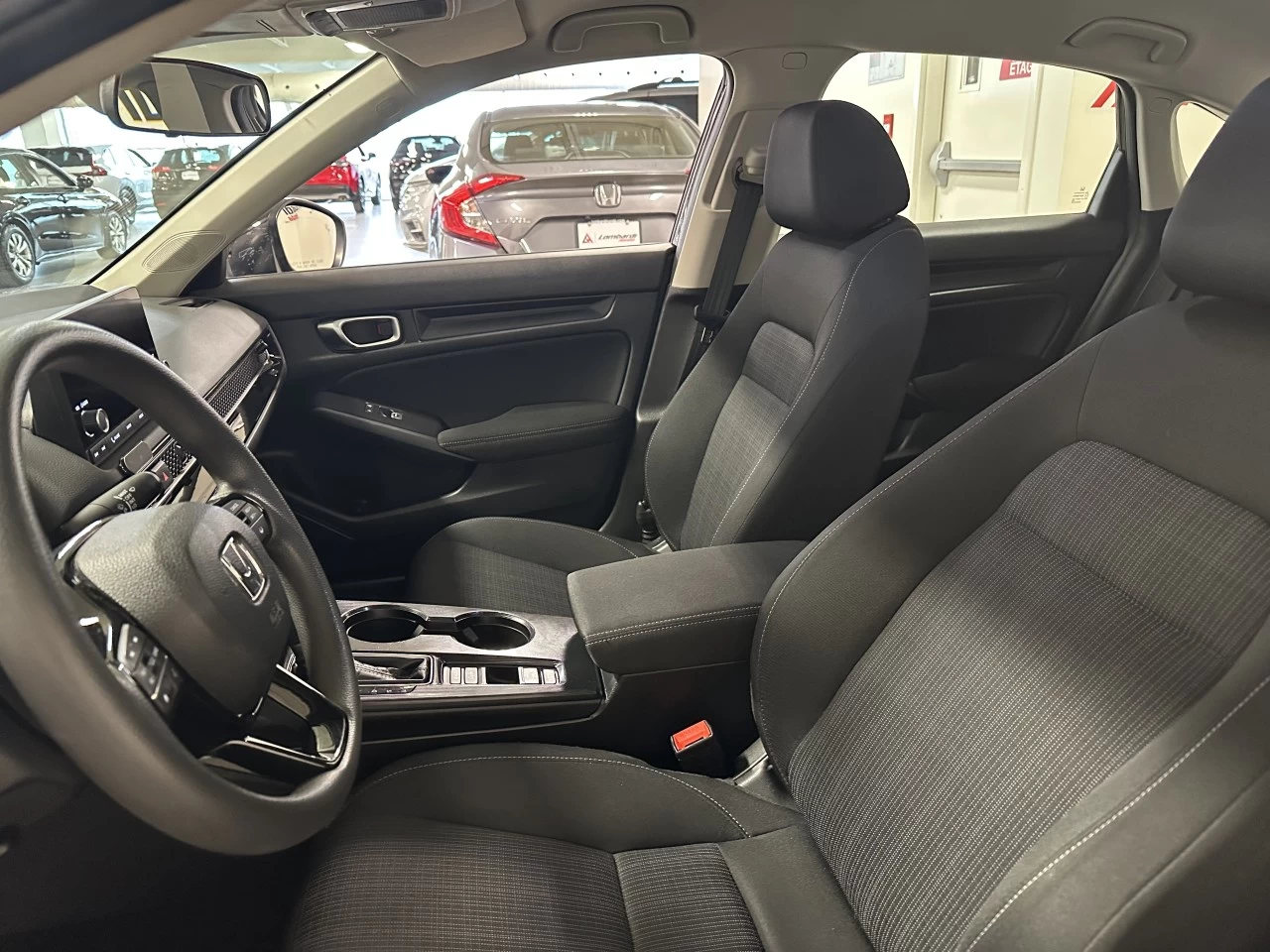 2022 Honda Civic LX Main Image