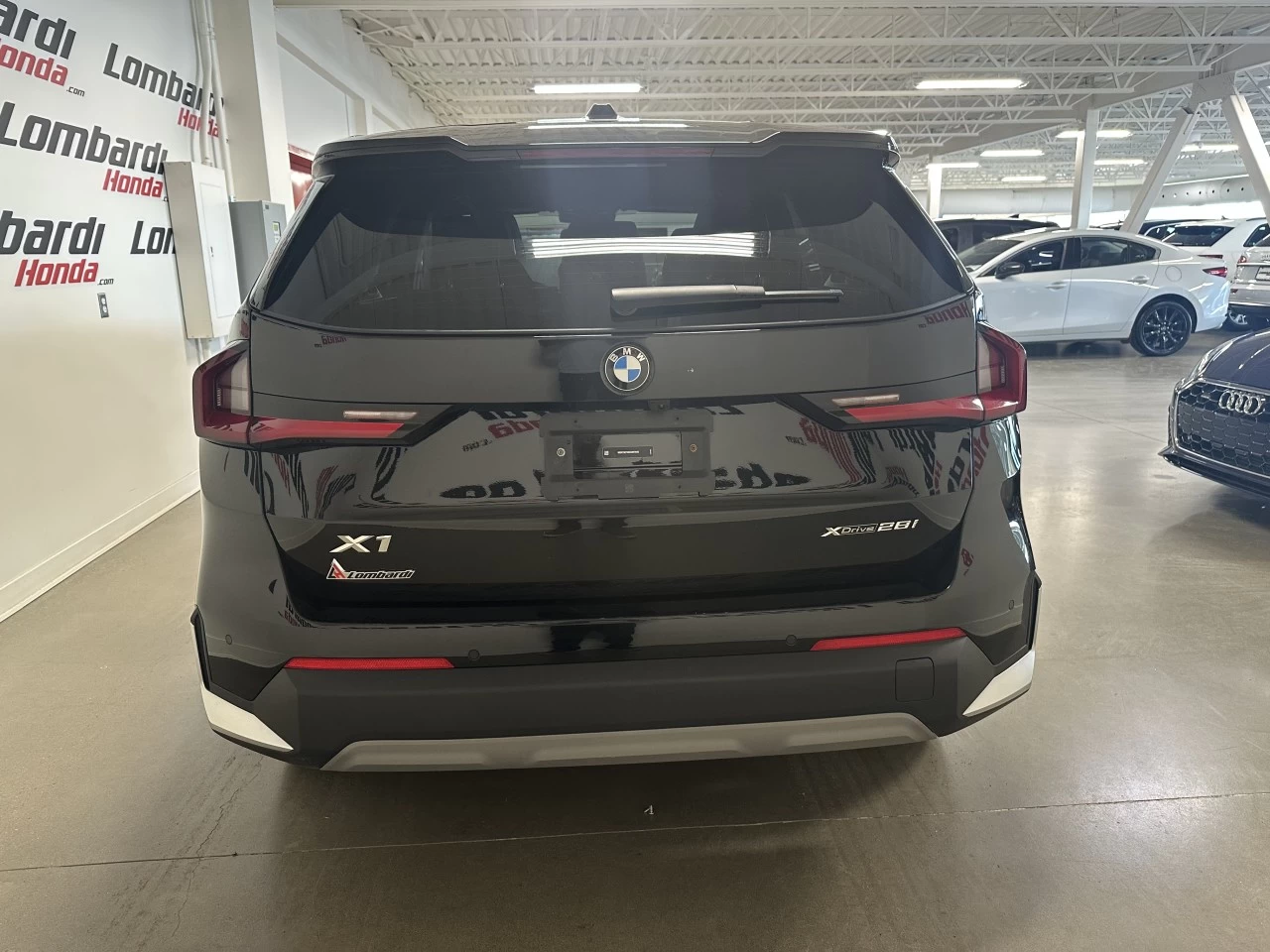 2025 BMW X1 xDrive28i Main Image