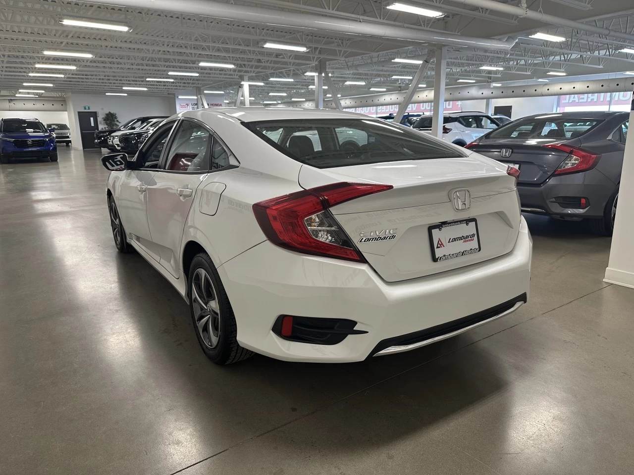 2021 Honda Civic LX Image principale