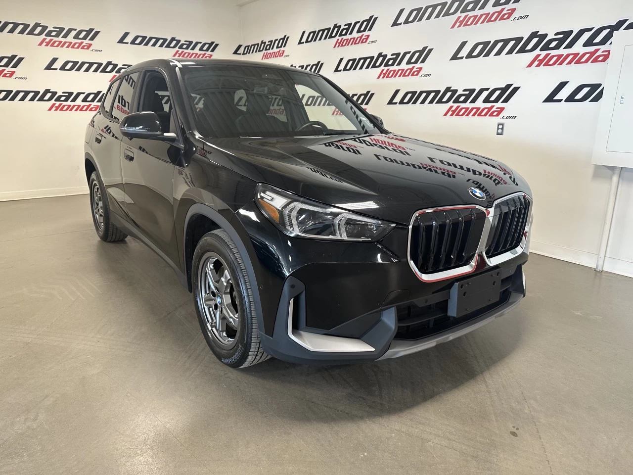 2025 BMW X1 xDrive28i Main Image