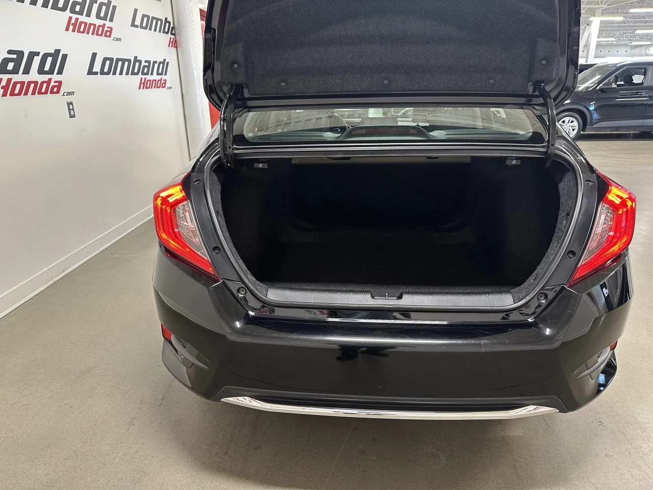 2021 Honda Civic LX Main Image