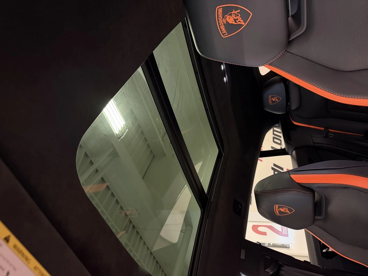 2026 Lamborghini Urus SE Image principale