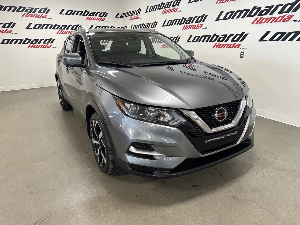 2023 Nissan Qashqai SL Main Image