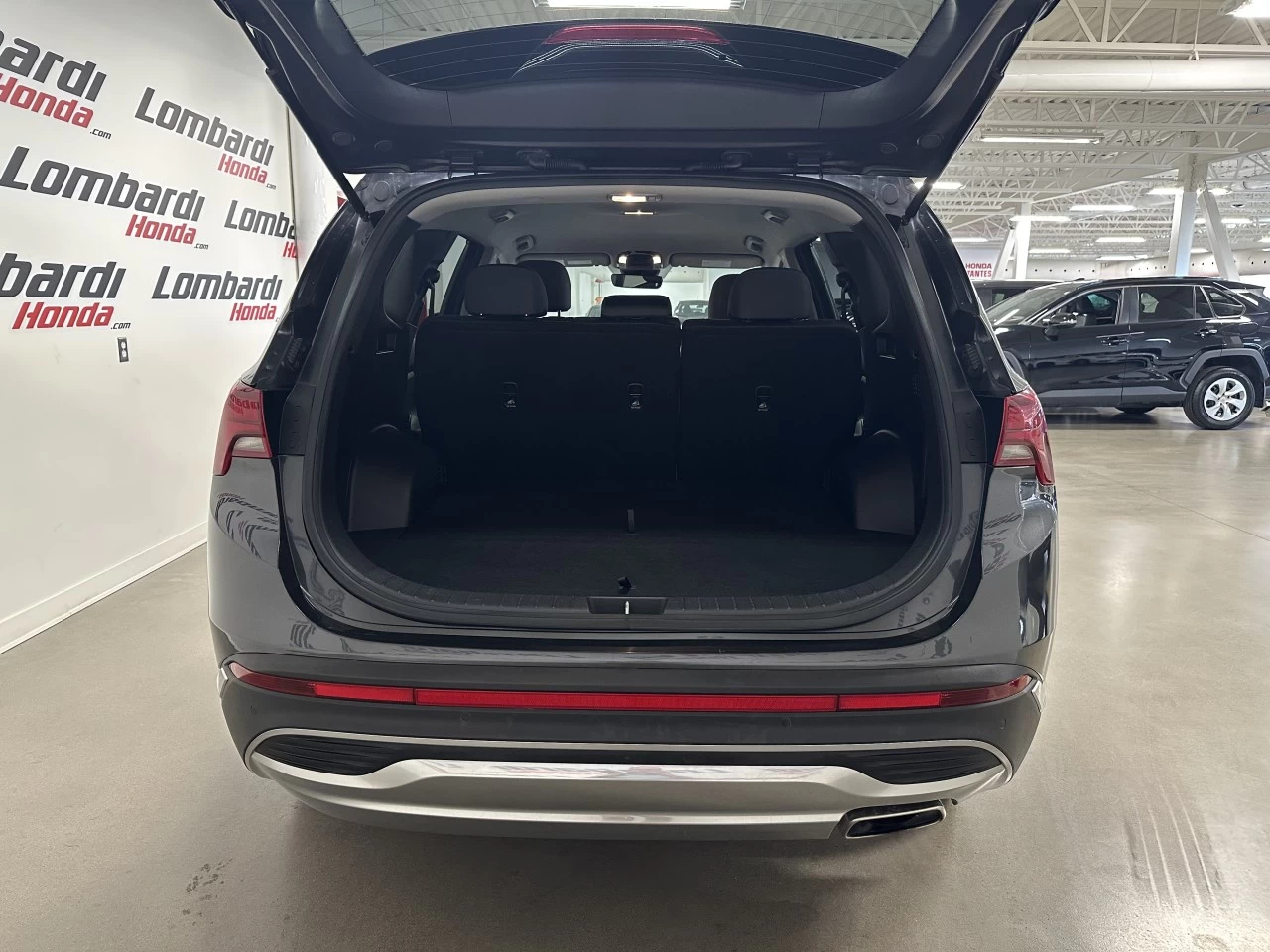 2021 Hyundai Santa Fe Preferred Main Image