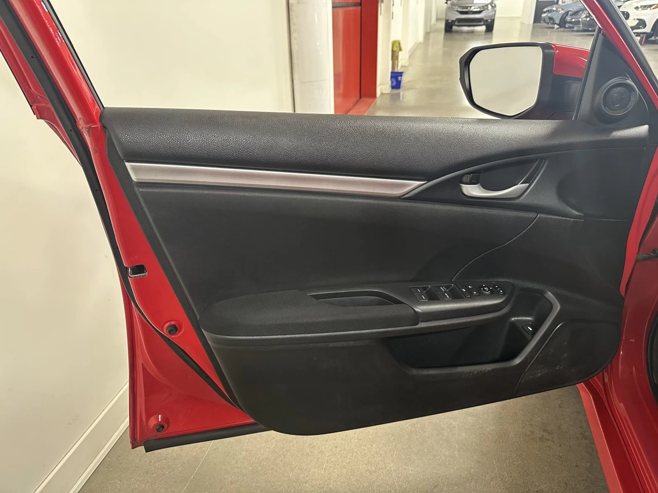 2019 Honda Civic LX Main Image
