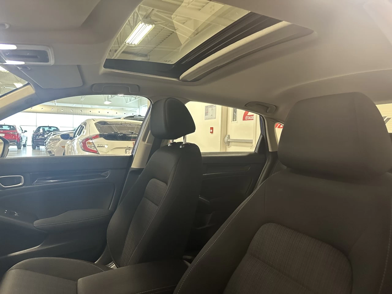 2022 Honda Civic EX Main Image