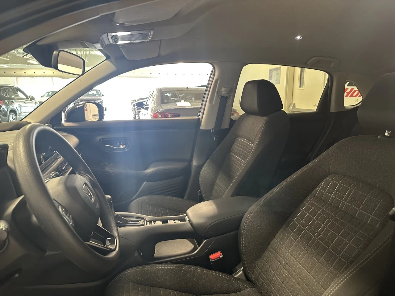2025 Honda HR-V LX Image principale