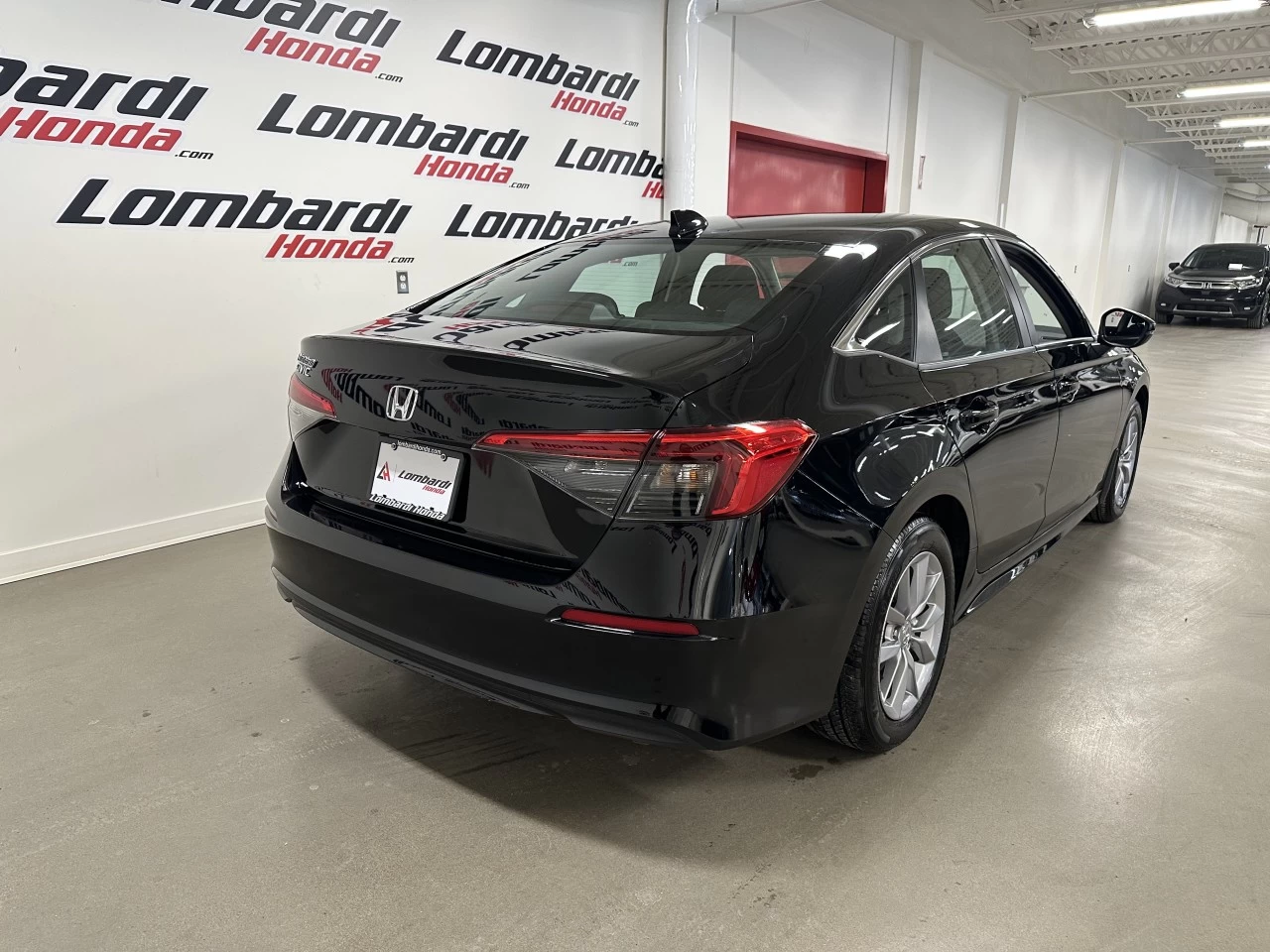 2022 Honda Civic EX Main Image