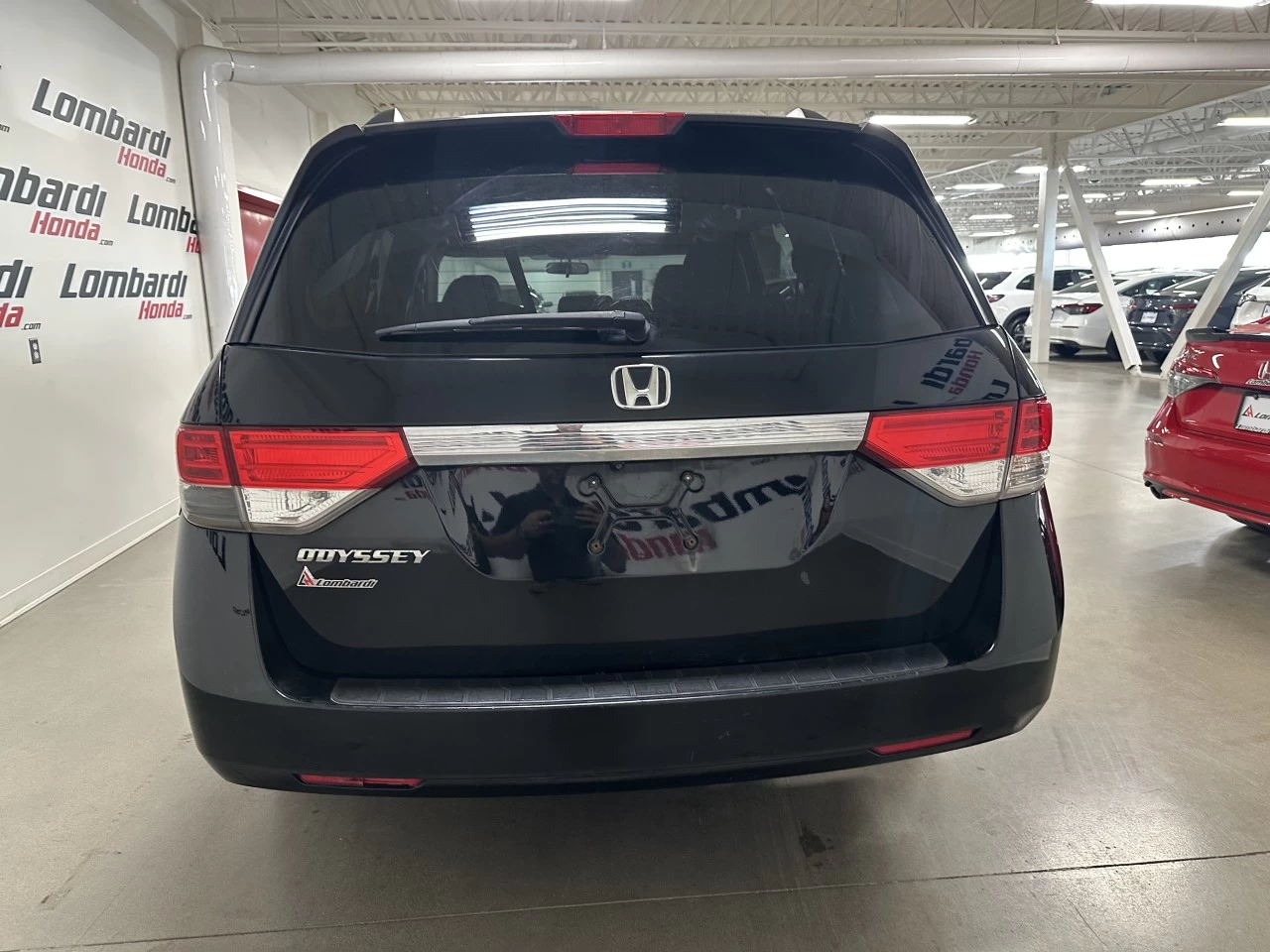 2016 Honda Odyssey EX Main Image