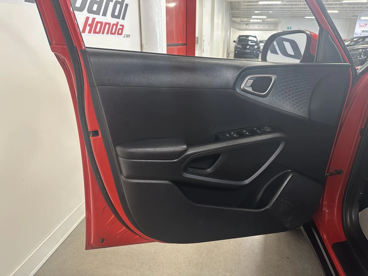 2023 Kia Soul EX Main Image
