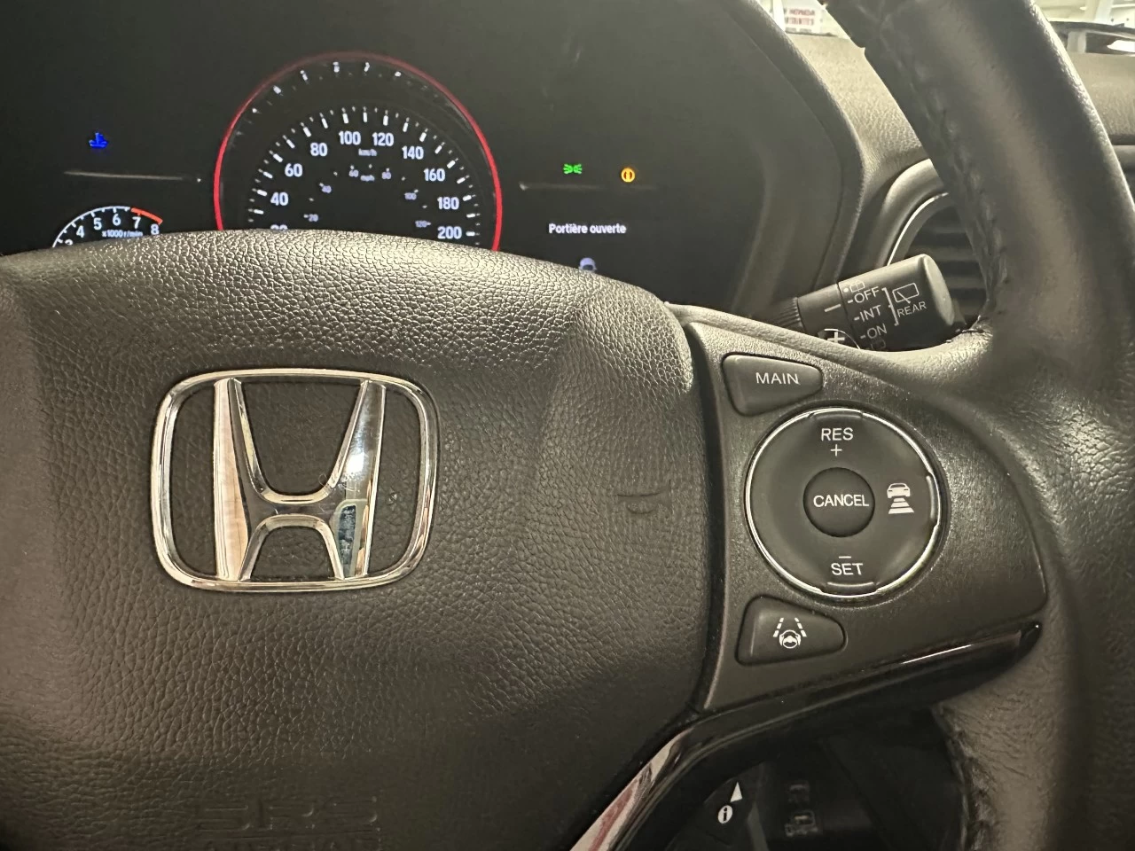 2019 Honda HR-V Touring Main Image