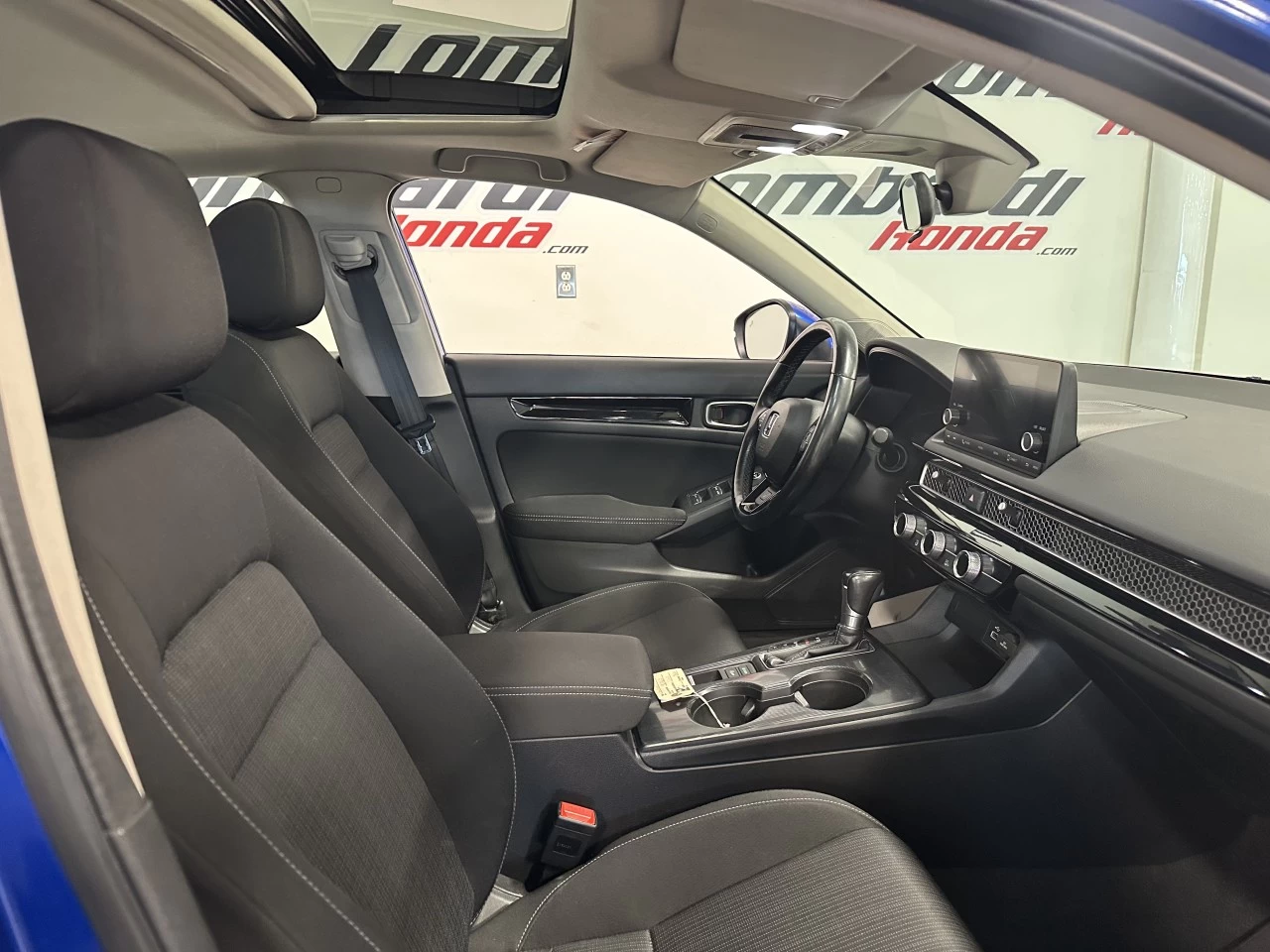 2022 Honda Civic EX Main Image