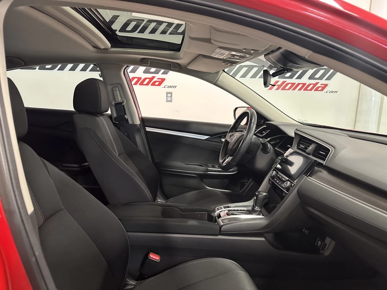 2021 Honda Civic EX Main Image