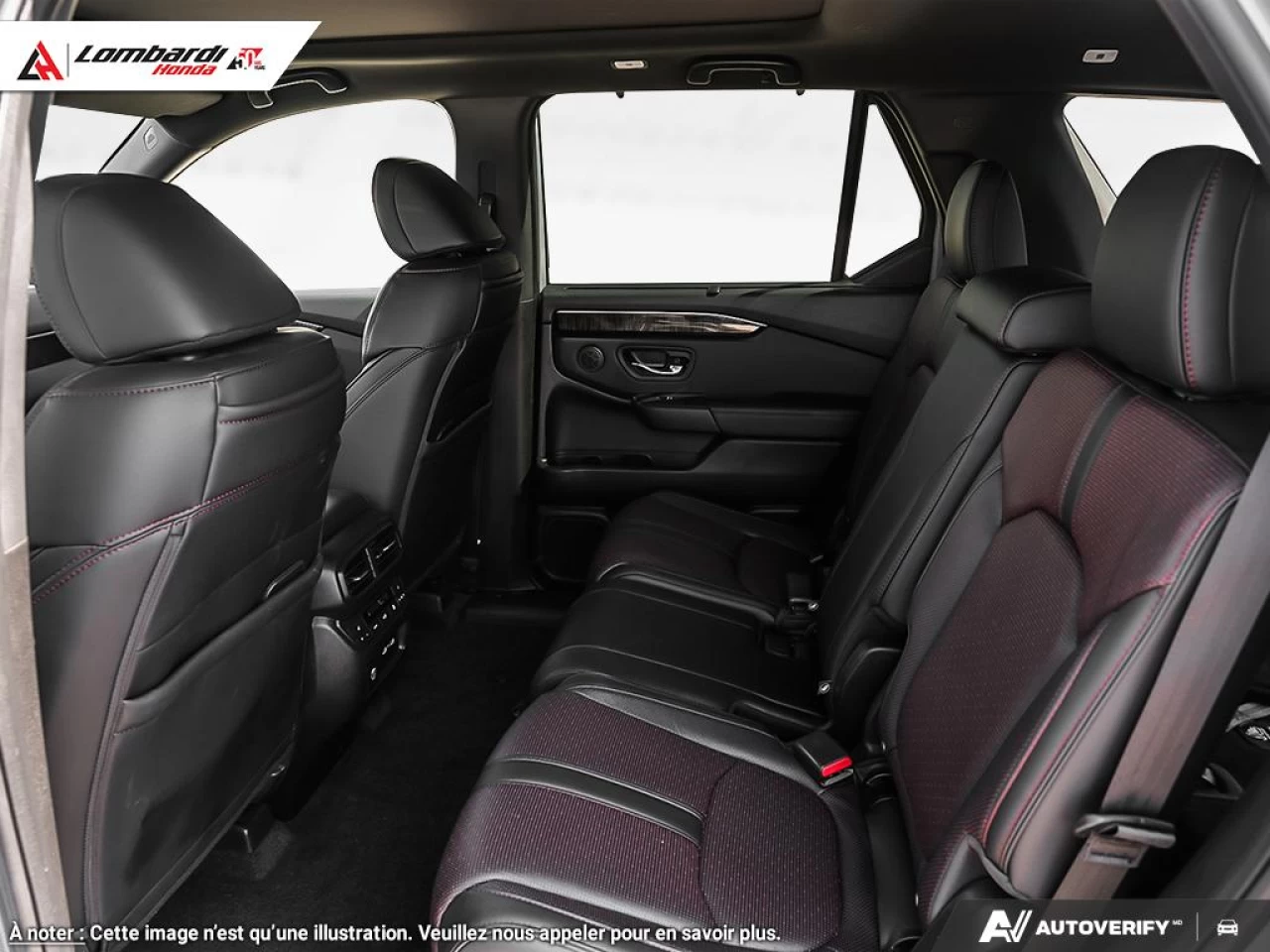 2025 HONDA PILOT BLACK EDITION Image principale