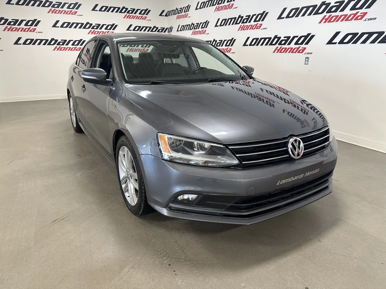 2016 Volkswagen Jetta Highline/Comfortline Main Image