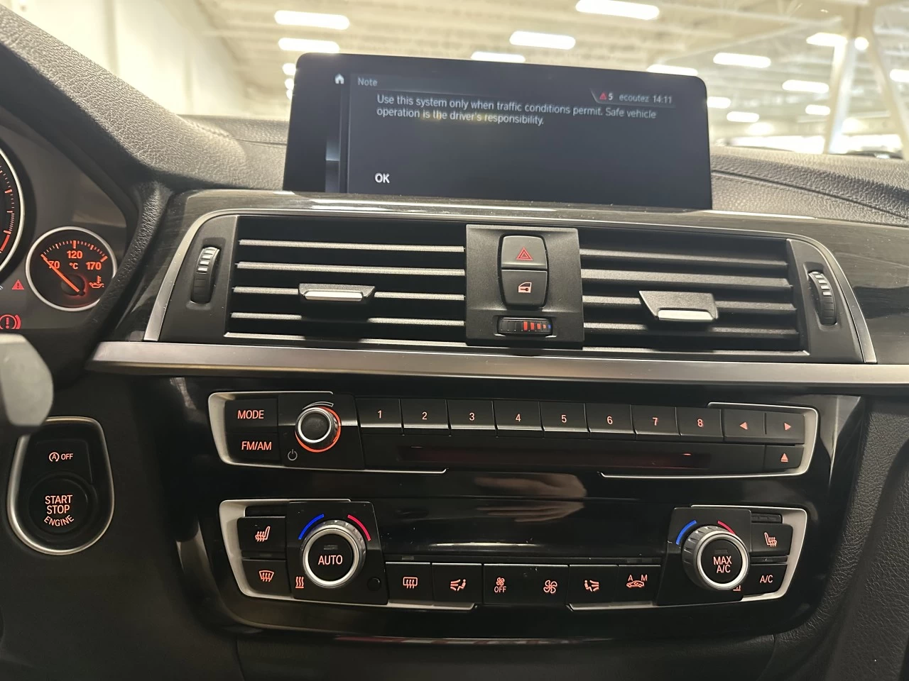 2018 BMW 330i xDrive 330i xDrive Main Image
