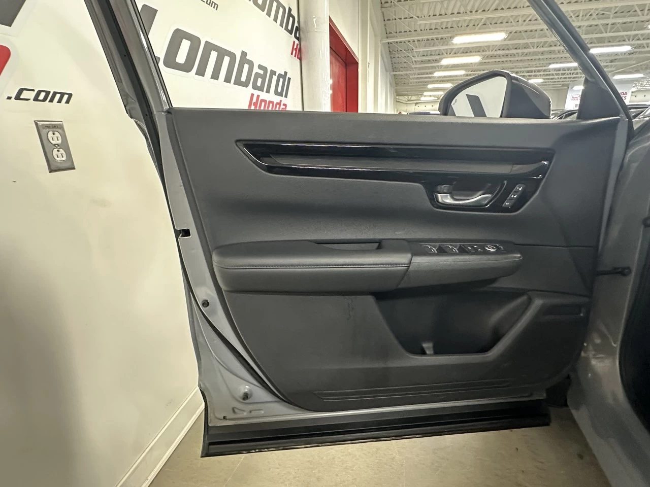 2023 Honda CR-V EX-L Main Image