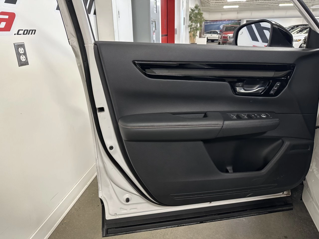 2024 Honda CR-V
                                                    Touring Image principale