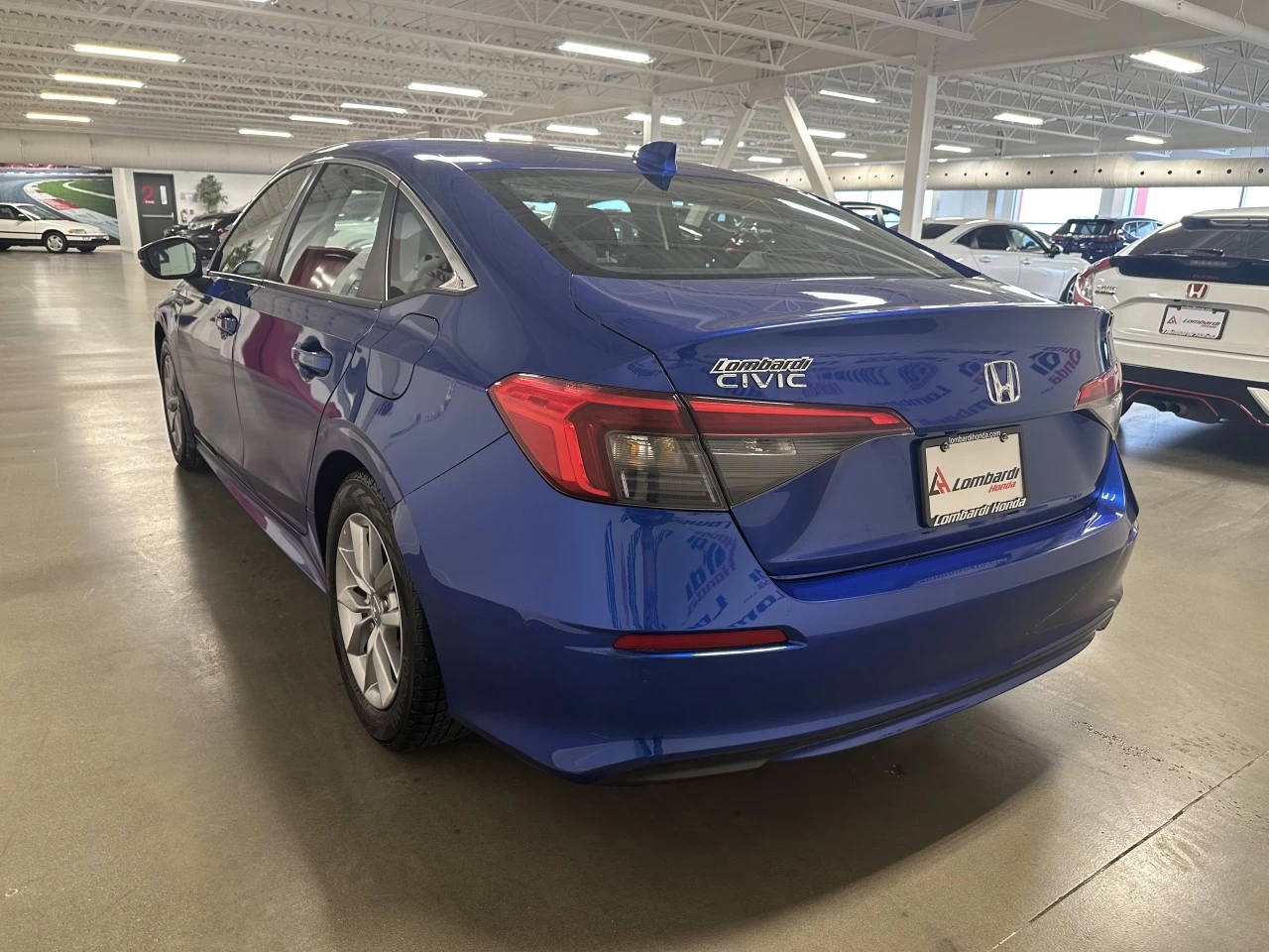 2022 Honda Civic EX Main Image