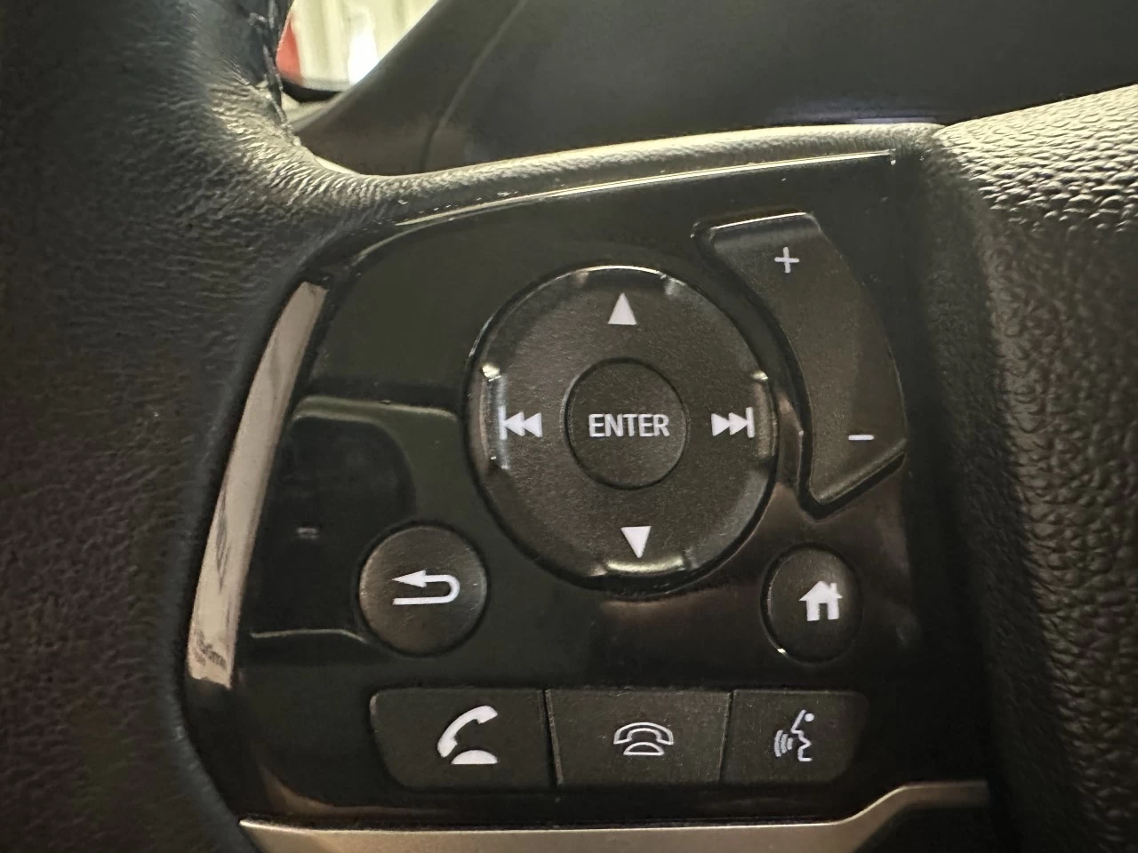 2022 Honda Pilot Touring 8-Passenger Image principale