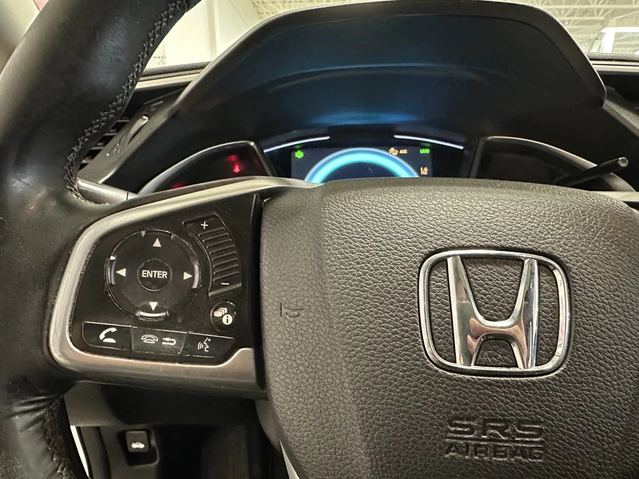 2017 Honda Civic Berline Touring Main Image