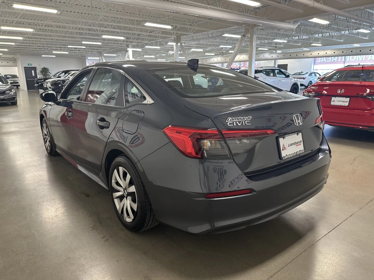 2023 Honda Civic LX Image principale