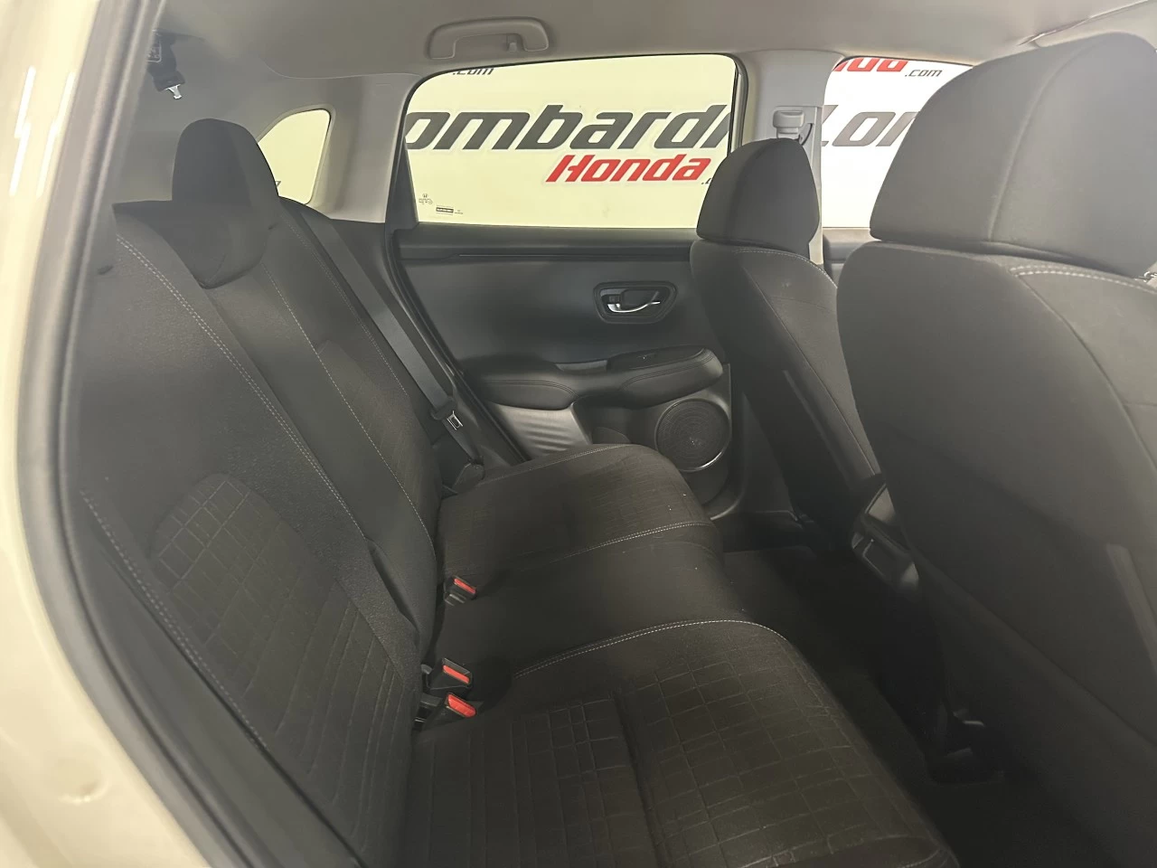 2024 Honda HR-V LX-B Main Image