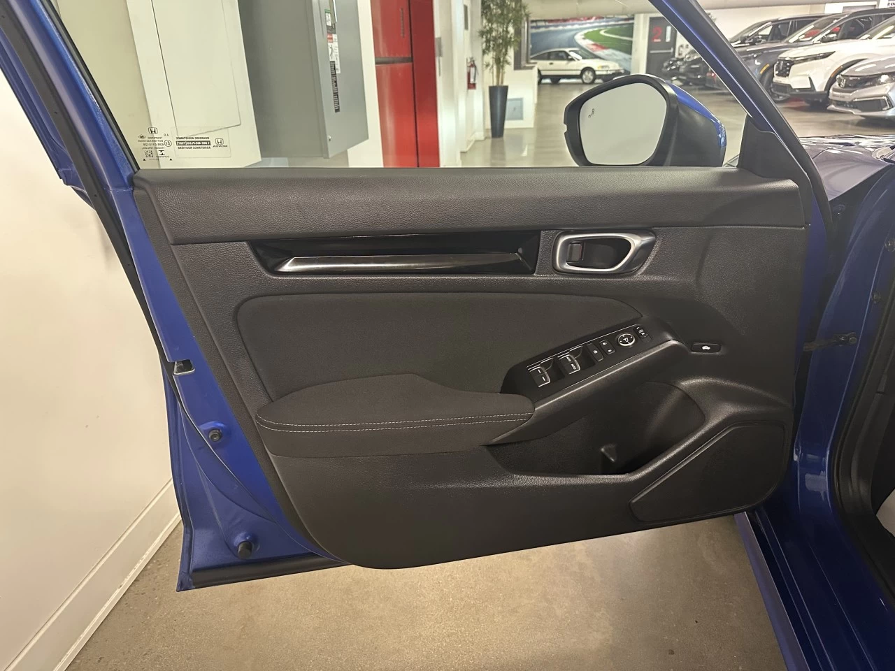 2022 Honda Civic EX Main Image