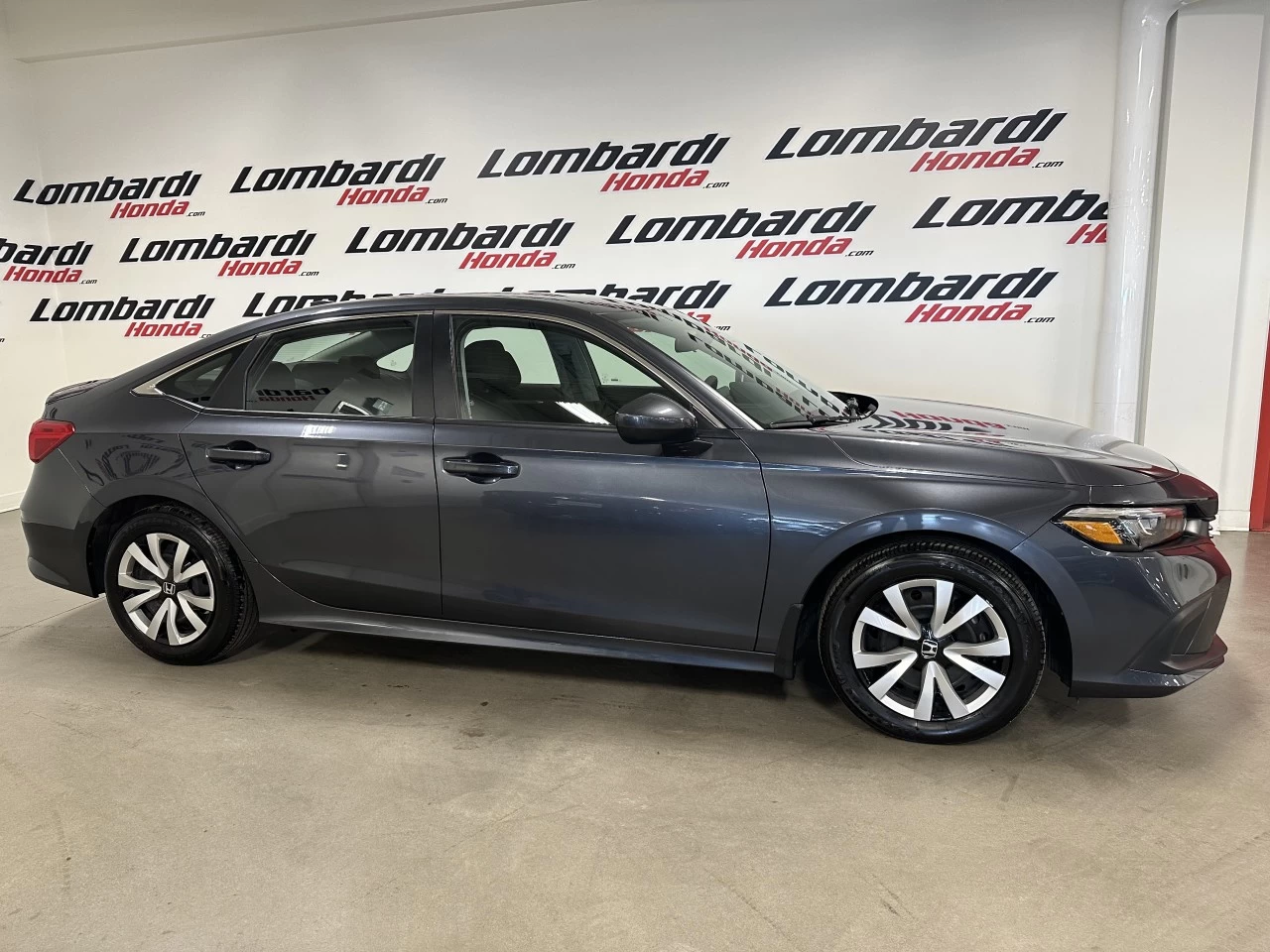2023 Honda Civic LX Main Image