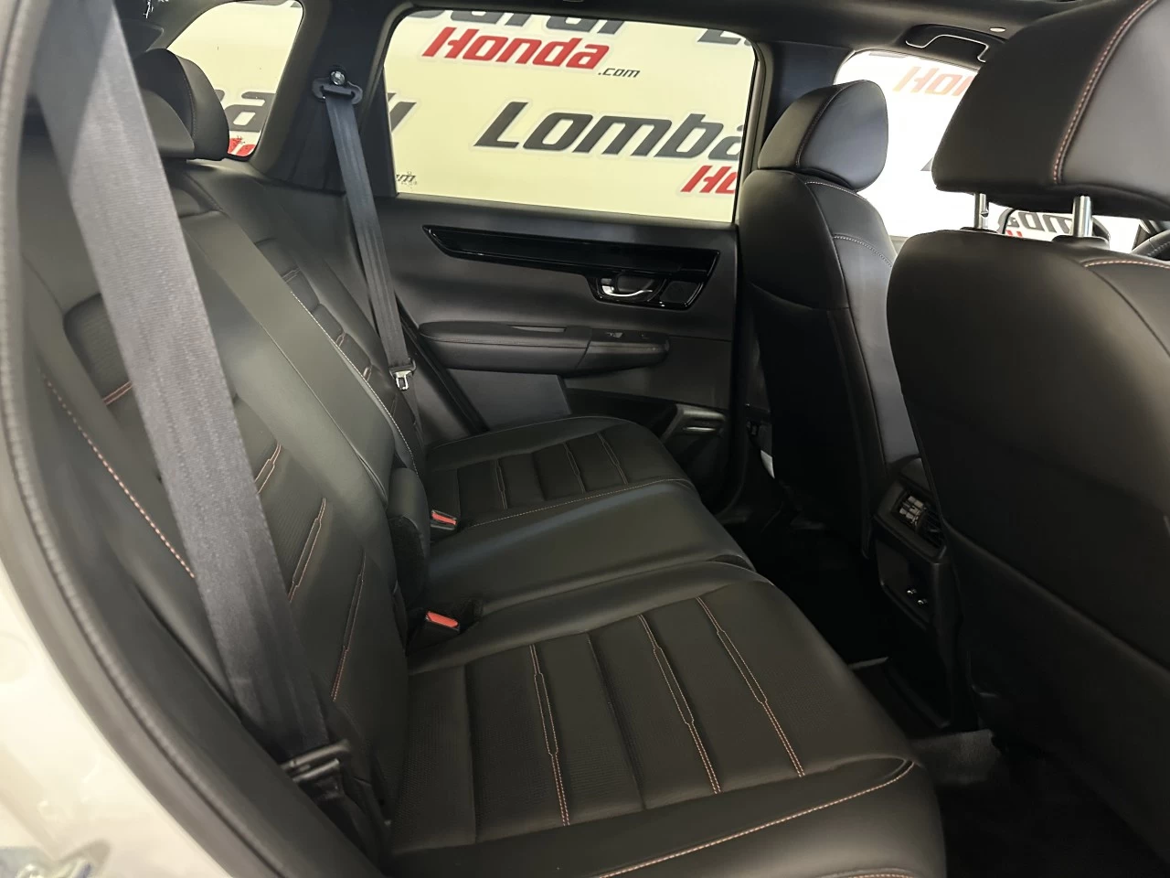 2024 Honda CR-V
                                                    Touring Image principale