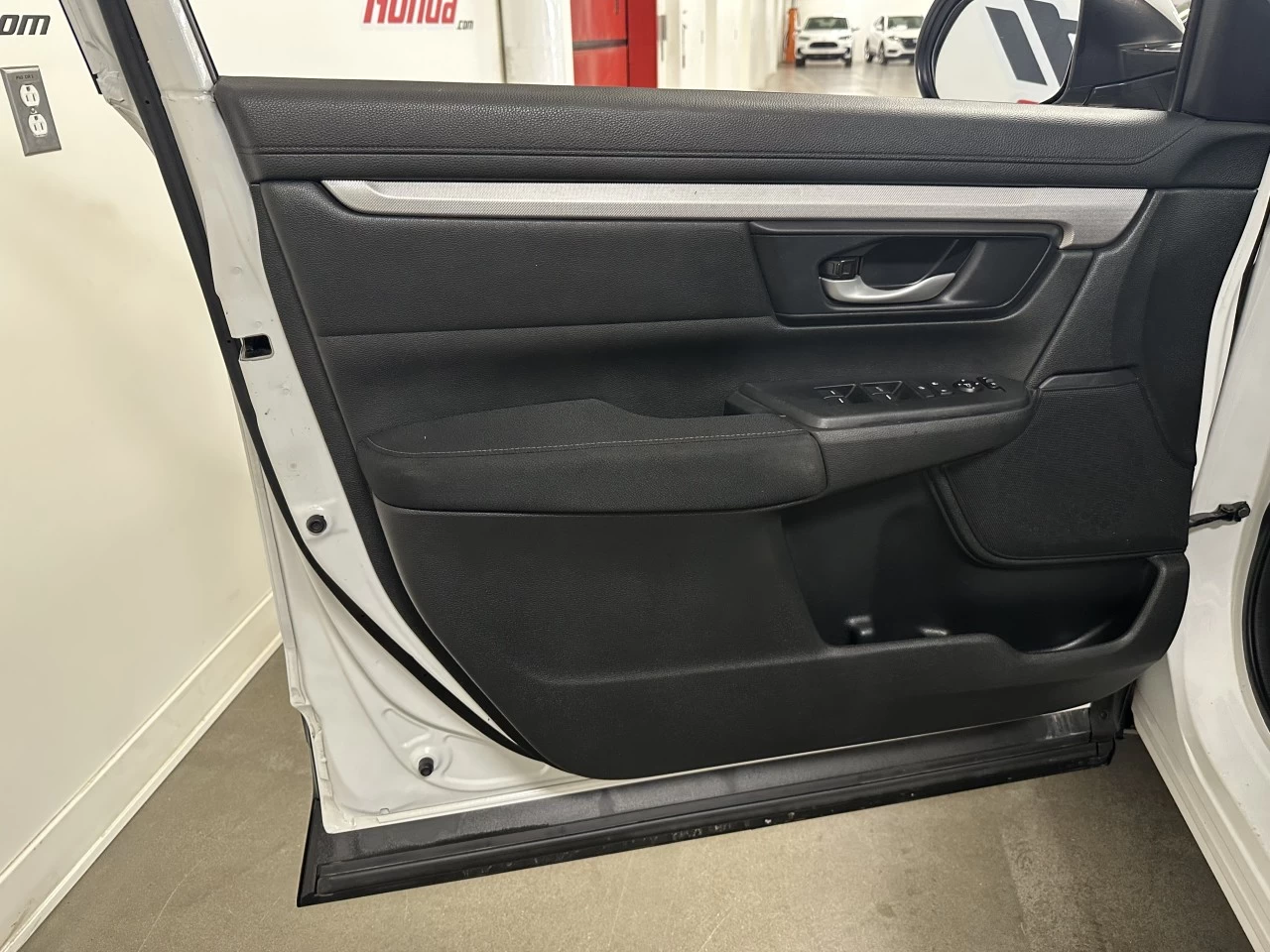 2019 Honda CR-V LX Main Image