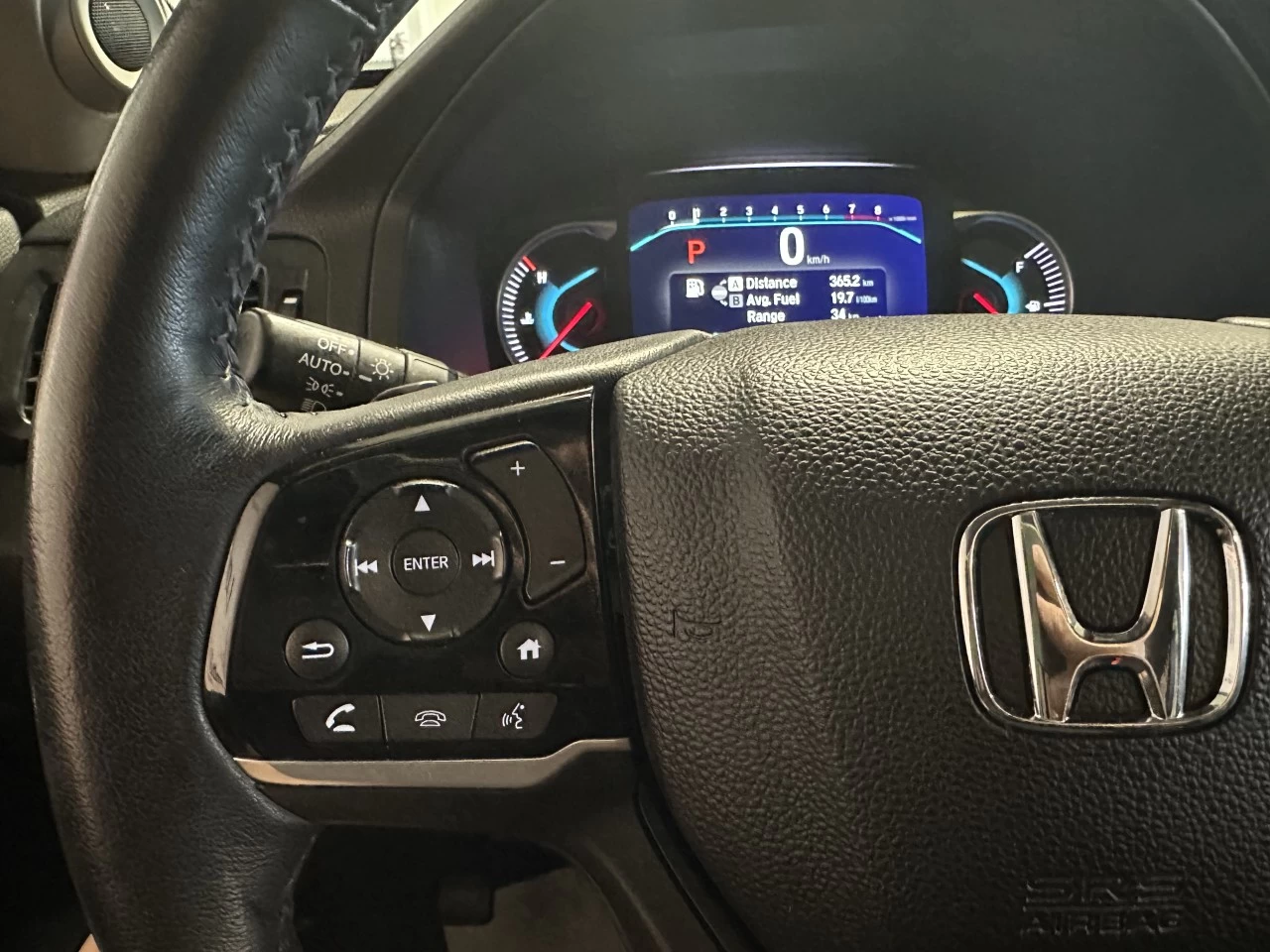 2022 Honda Pilot Touring 8-Passenger Image principale
