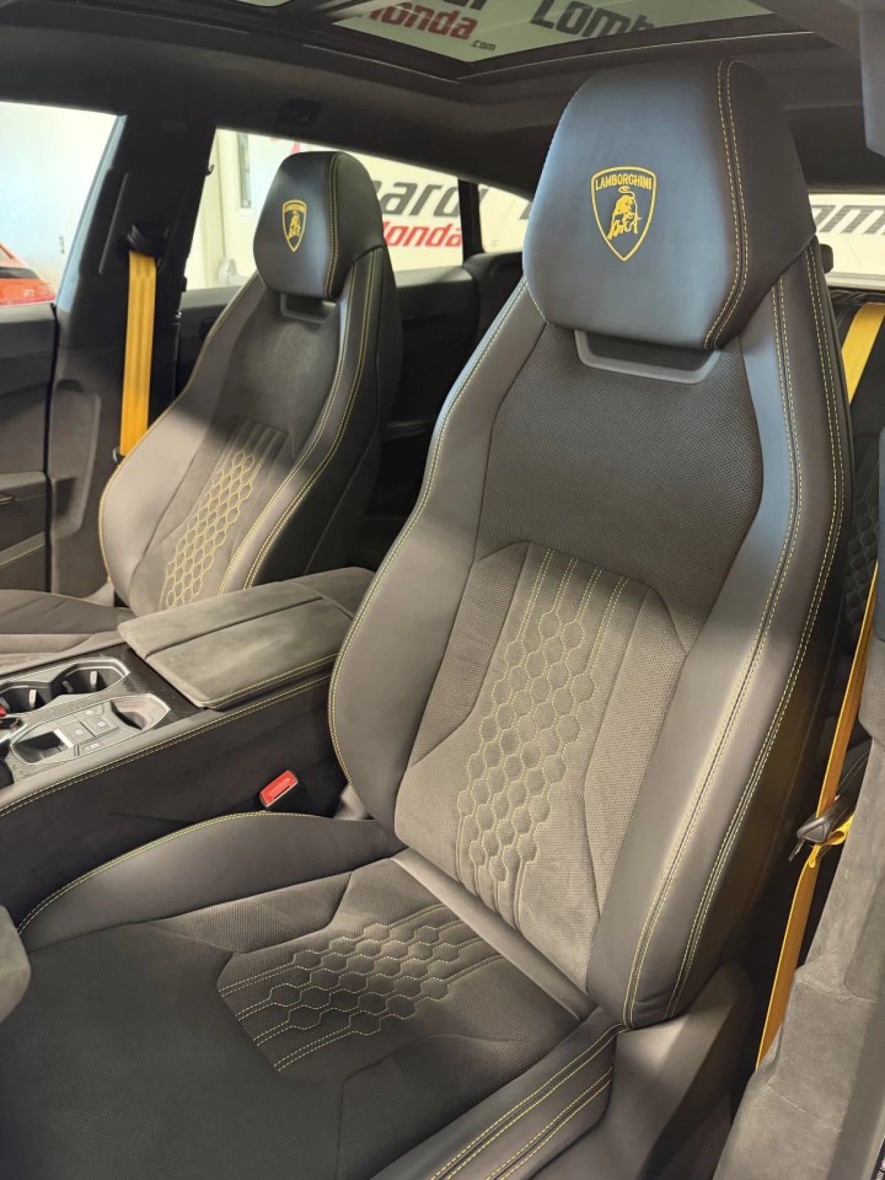 2026 Lamborghini Urus SE Image principale