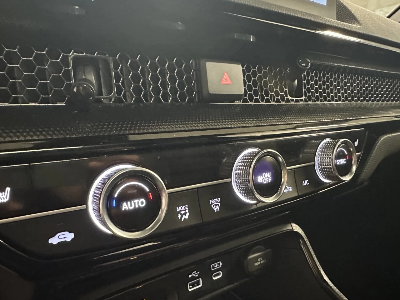 2023 Honda CR-V hybride Touring Main Image