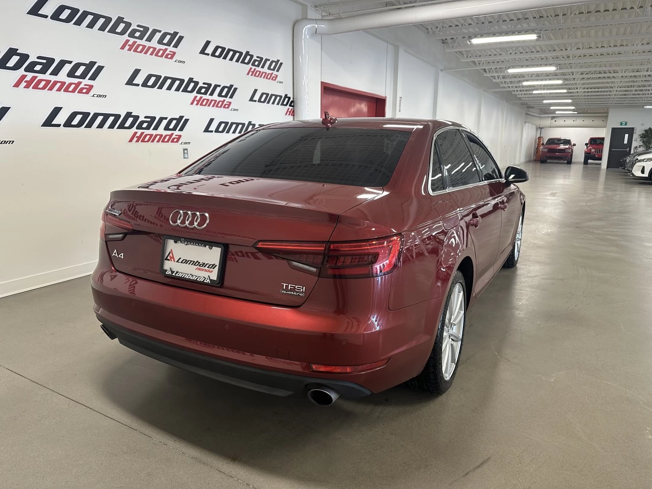 2017 Audi A4 Komfort Main Image