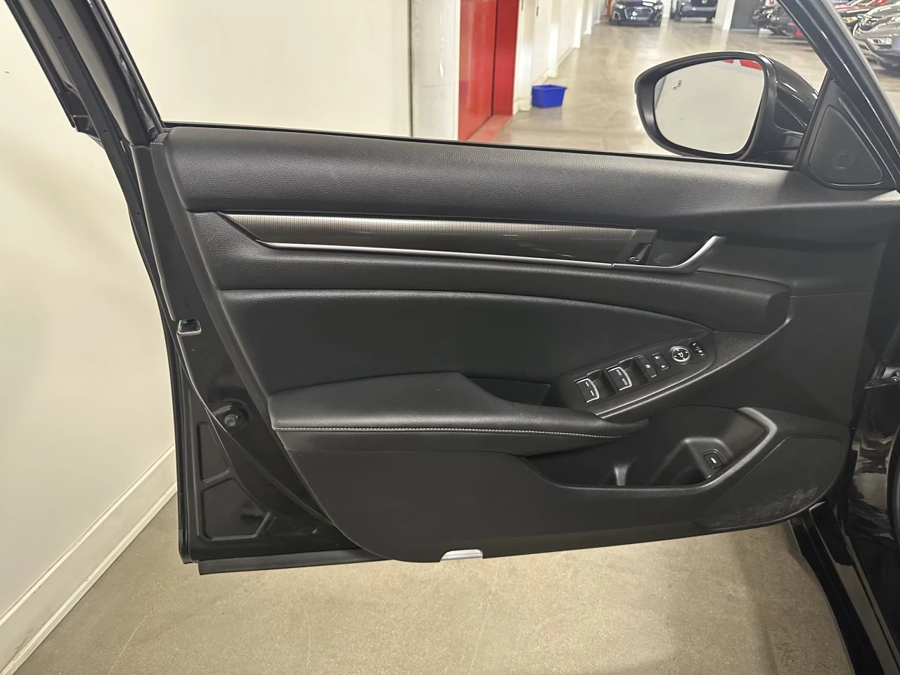 2021 Honda Accord SE Image principale