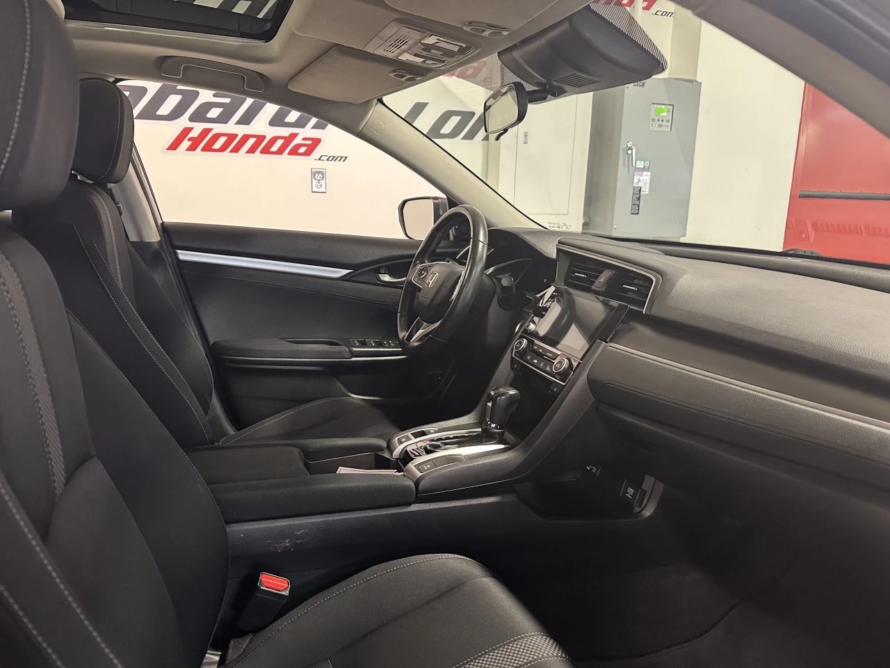 2021 Honda Civic EX Main Image