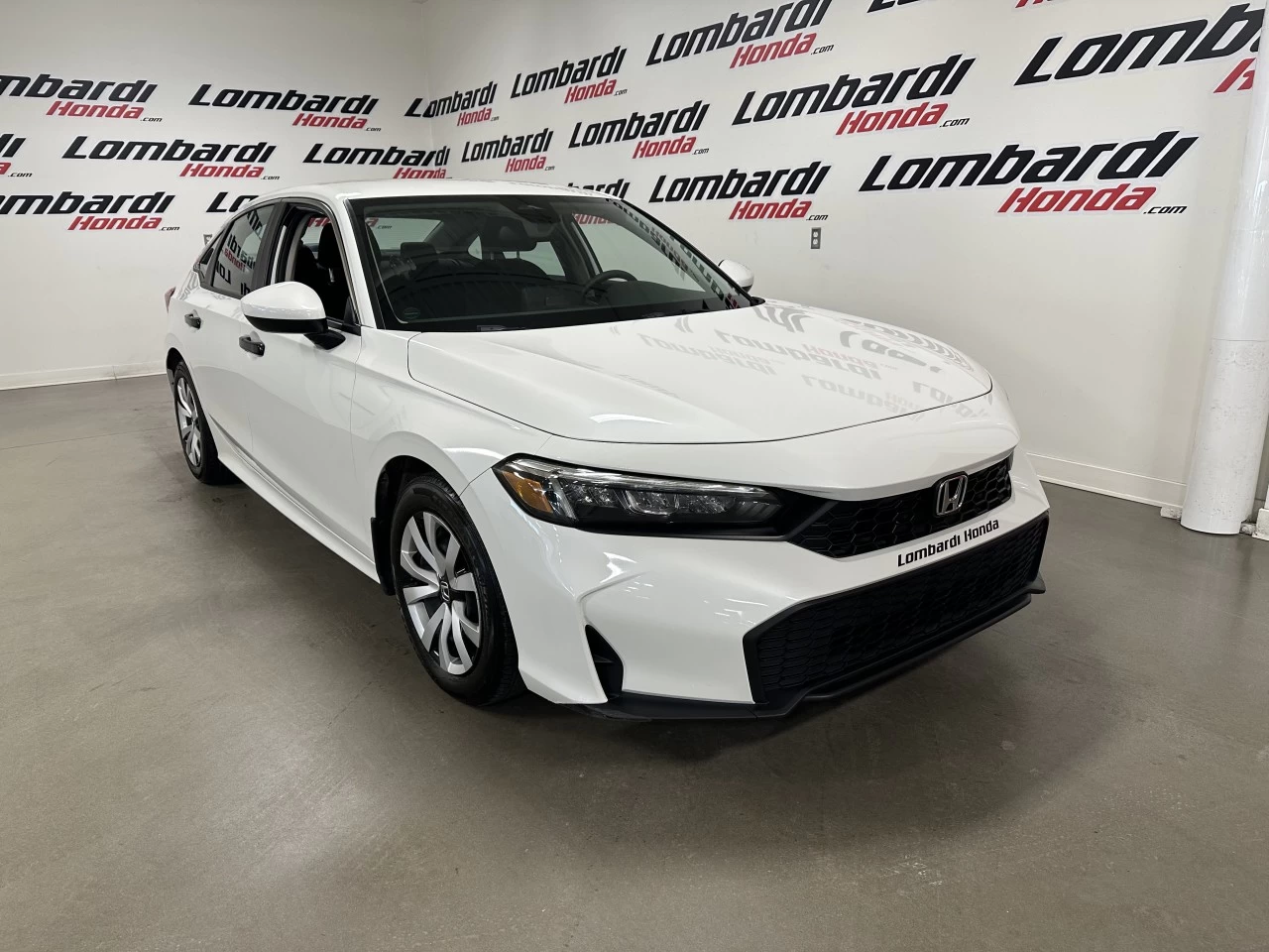 2025 Honda Civic LX Image principale